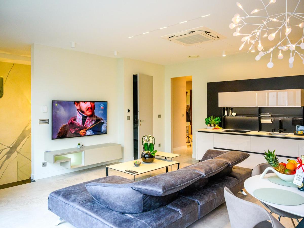 לודז' Pietryna Apartments Luxury - Sauna , Jacuzzi , Bezposrednio Przy Ul Piotrkowskiej מראה חיצוני תמונה