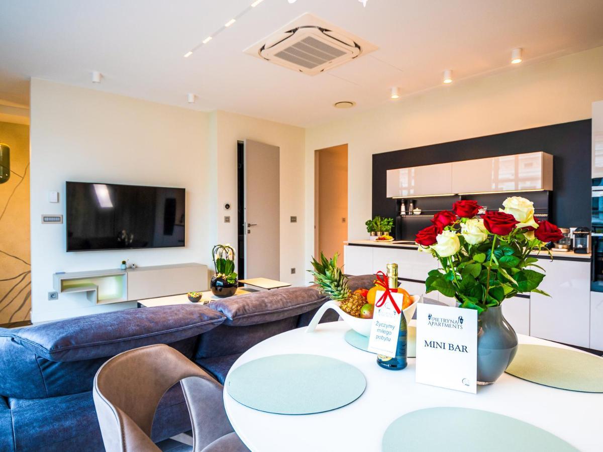 לודז' Pietryna Apartments Luxury - Sauna , Jacuzzi , Bezposrednio Przy Ul Piotrkowskiej מראה חיצוני תמונה